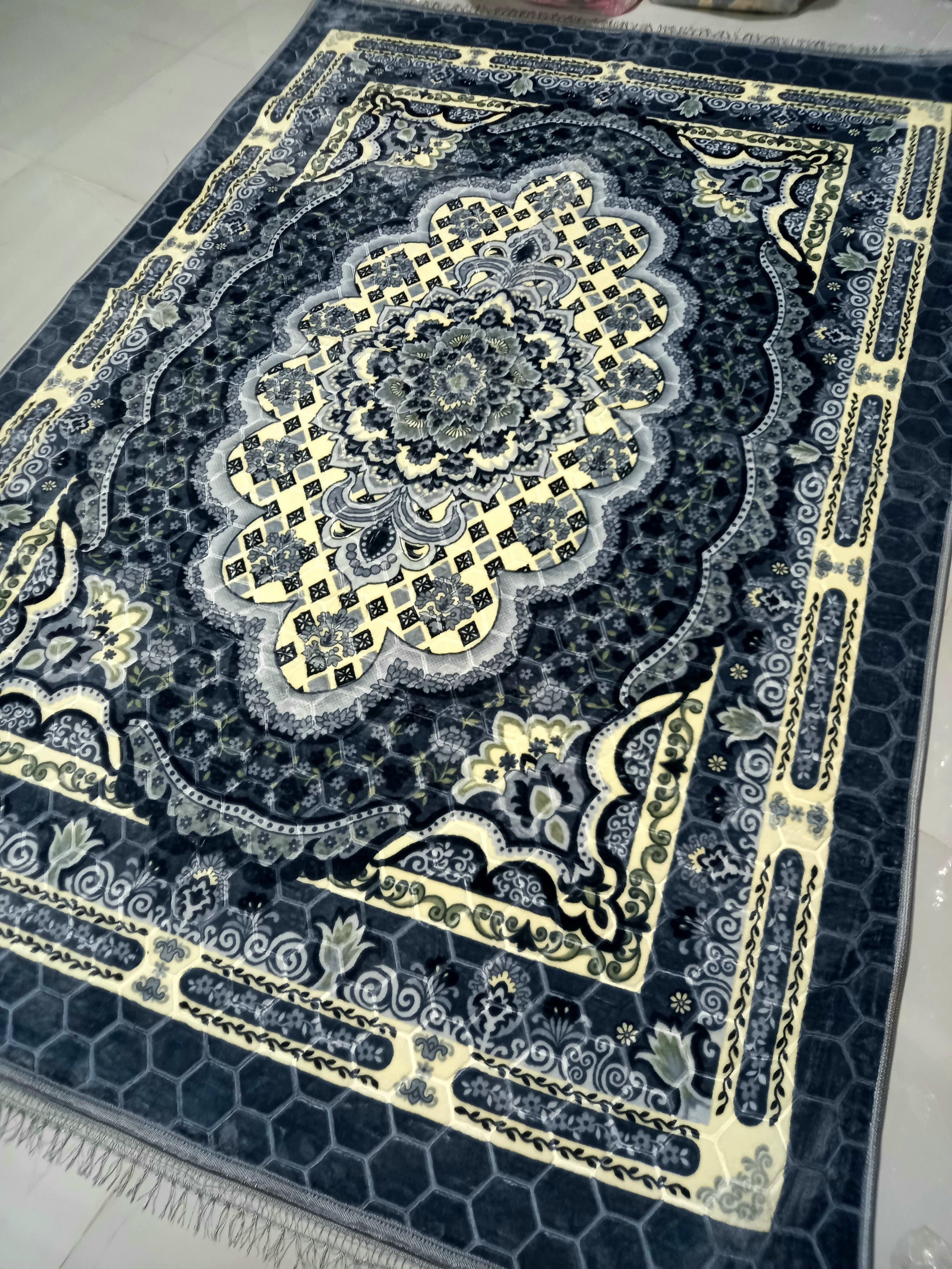 پتو فرش
